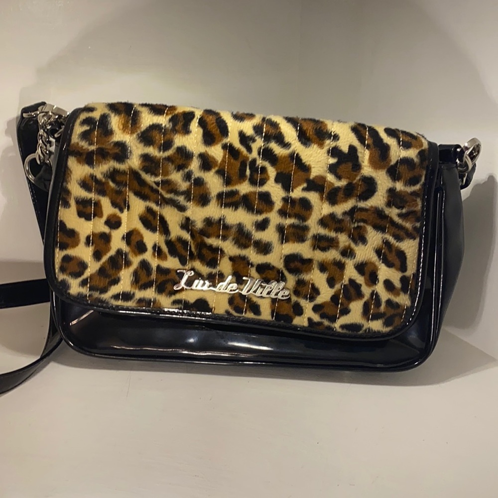 Lux de Villa Atomic tote handbag purse leopard